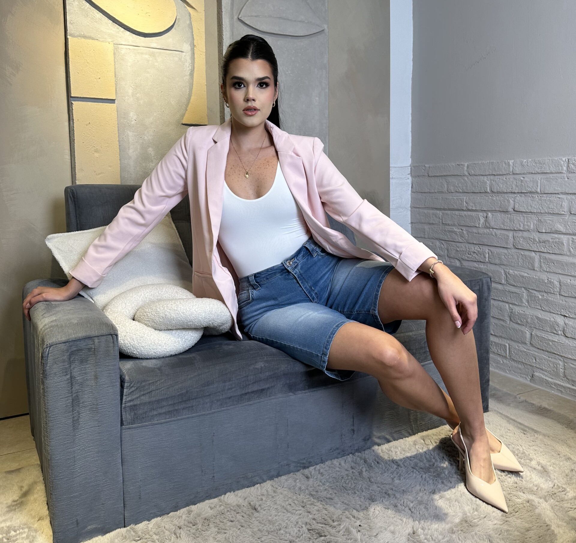 Mujer segura, colección nueva